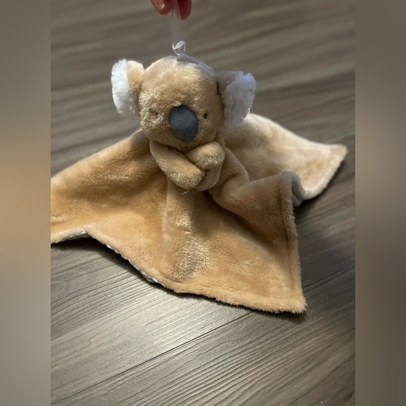 Carter's Baby Tan Soft and Cozy Koala Plush Security Blanket OS-NWOT - Picture 3 of 4